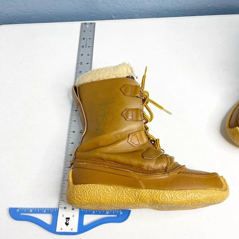 SOREL Vintage Chugalug waterproof Sherpa lined snow boots CANADA size 5. Tan